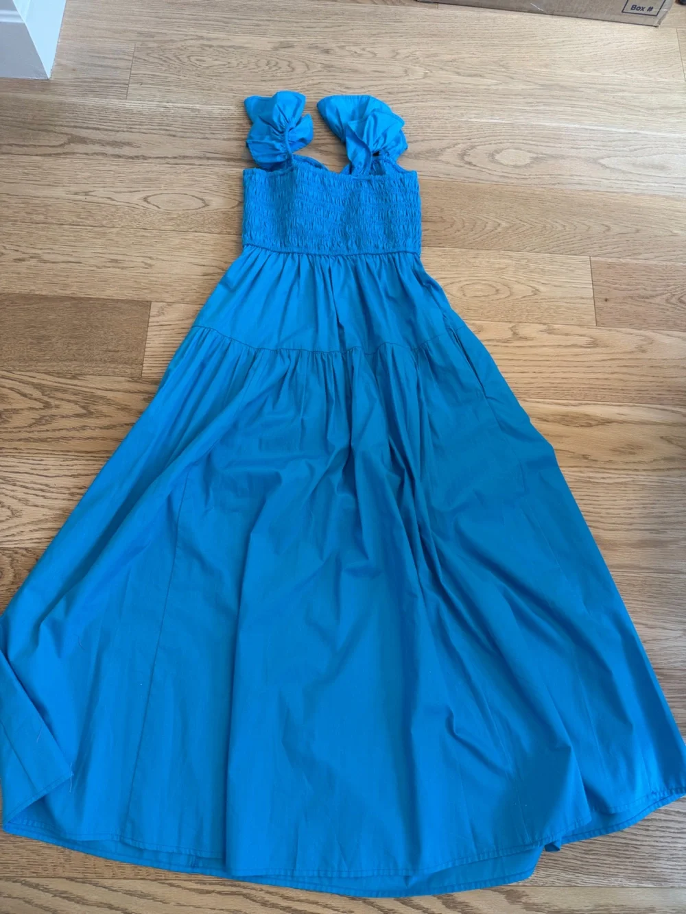 Abercrombie & Fitch Ruffle Strap Smocked Midi Dress in Blue